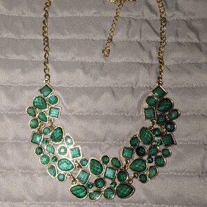 $2 with Bundle ~ Emerald Green Mixed Shape Bib Statement Necklace 6298